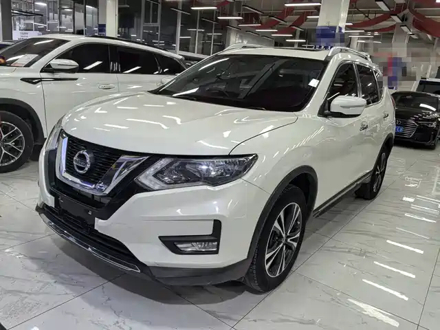 NISSAN QIJUN