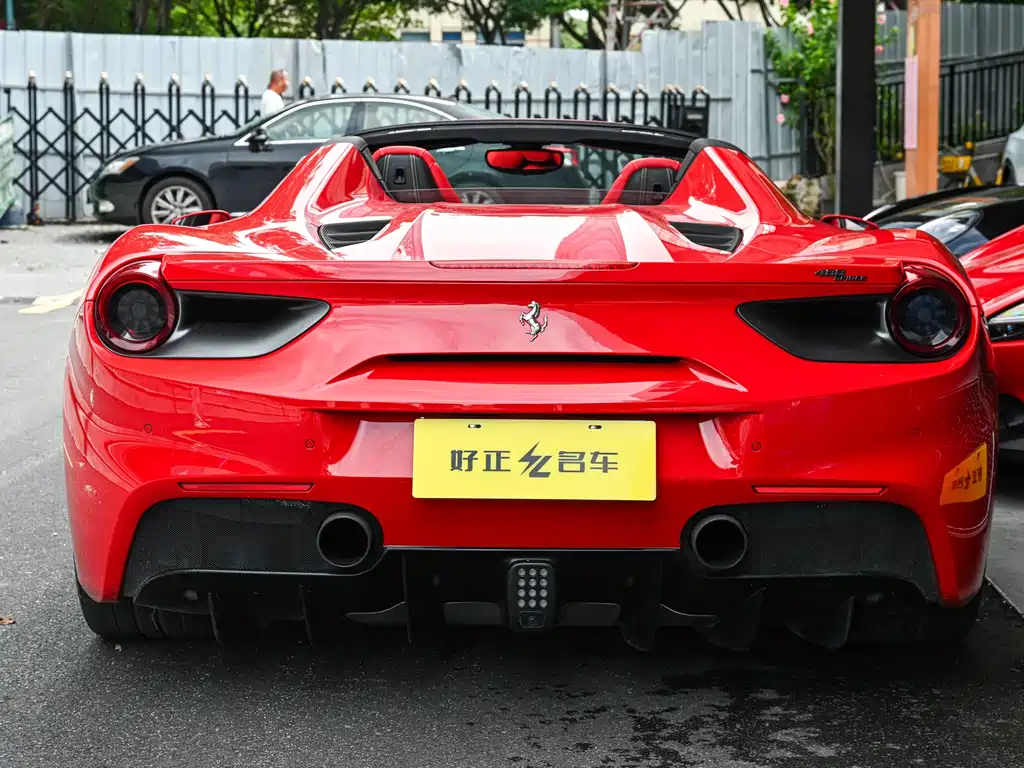 Ferrari 488 — миниатюра 5