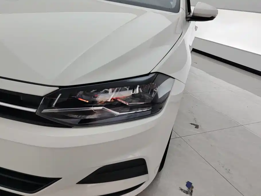 Volkswagen Polo — миниатюра 5