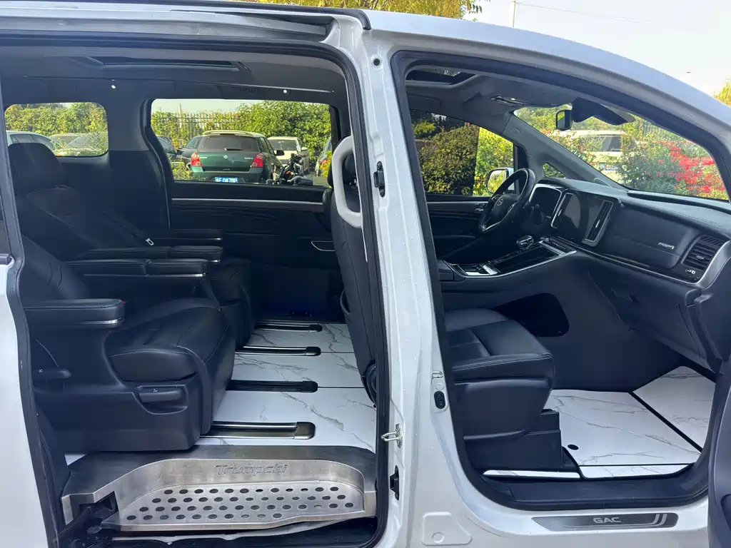 GAC Motor Trumpchi M8 — миниатюра 9