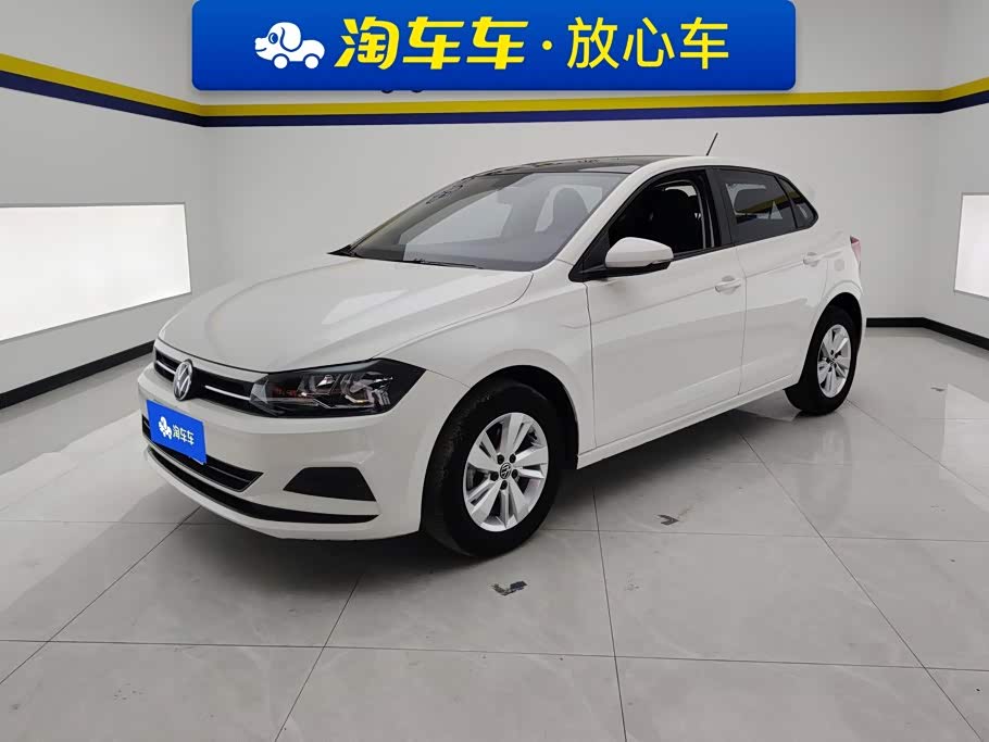 Volkswagen Polo 1.5 л 2023 г. Белый, пробег 30900 км
