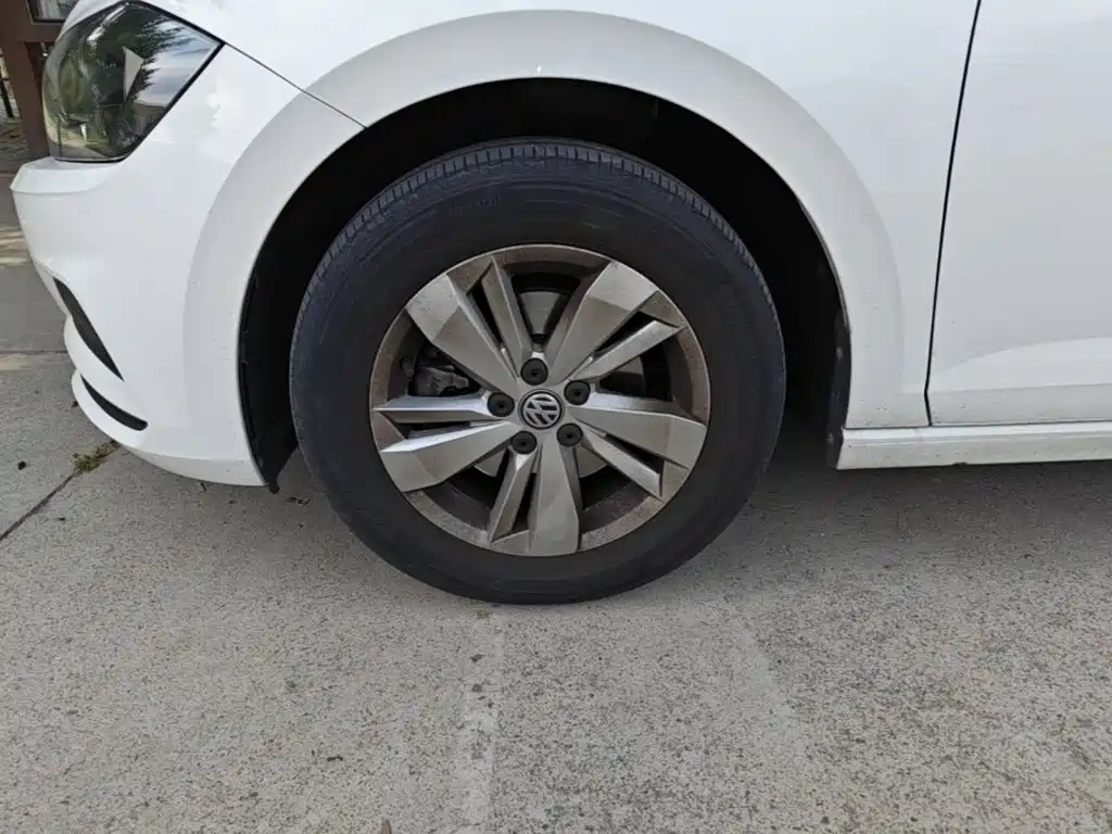 Volkswagen Polo — миниатюра 23