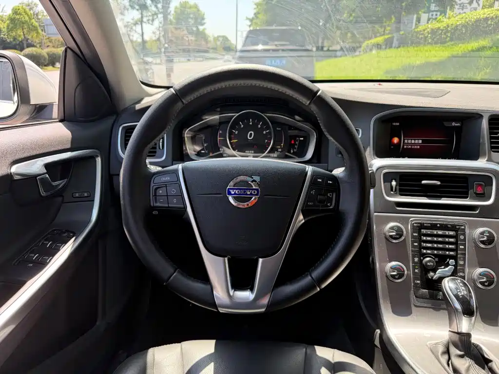 Volvo S60 — миниатюра 14