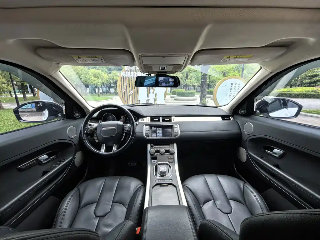 Land Rover Evoque — миниатюра 5
