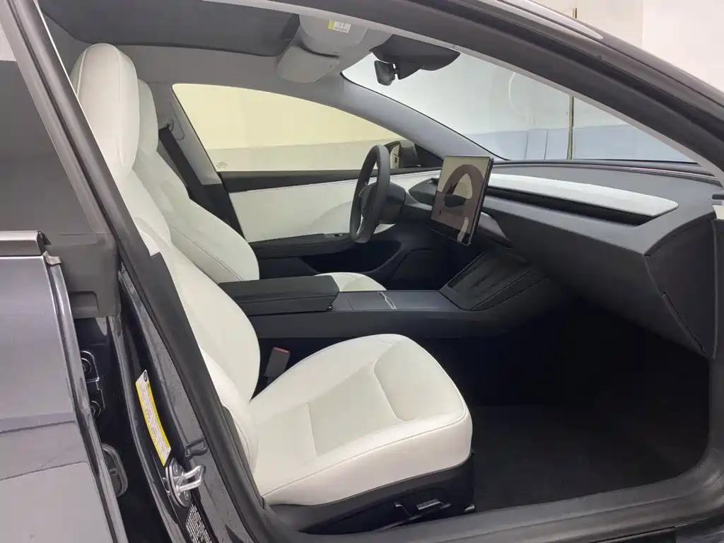 Tesla Model 3 — фотографии объявления, Фото 19