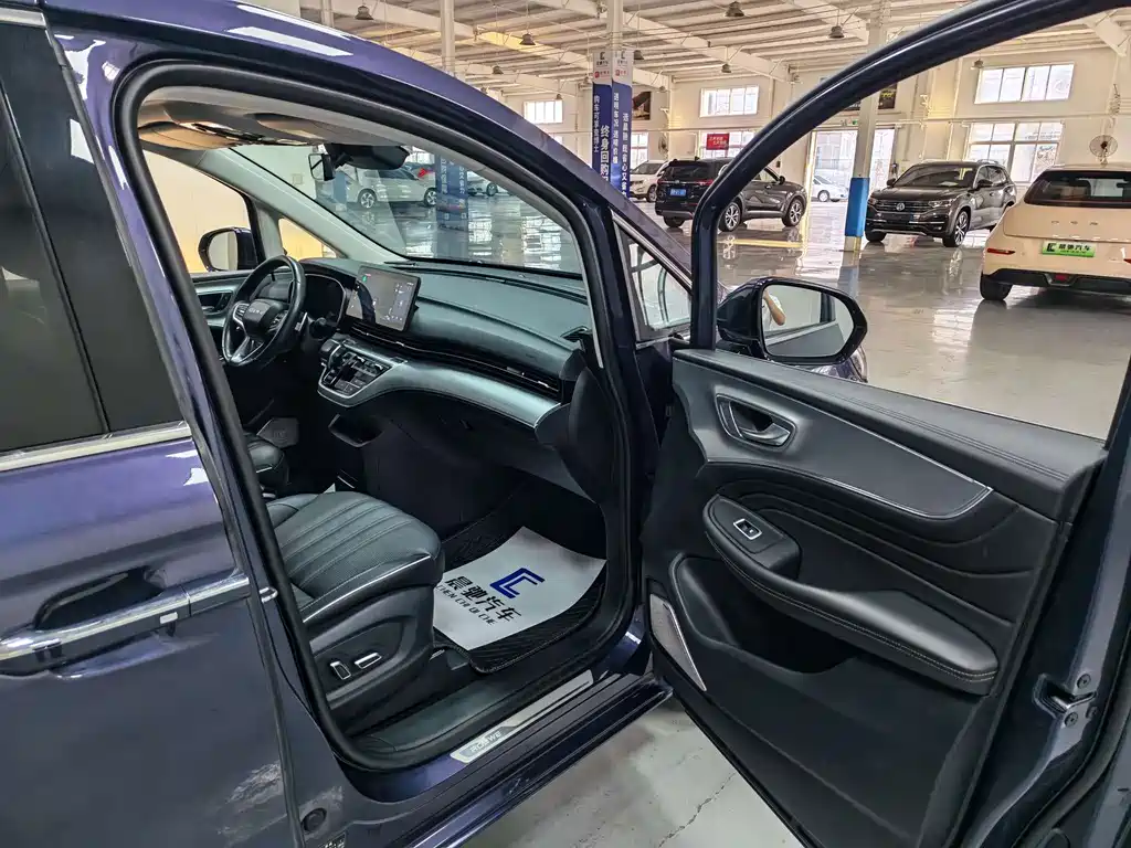 Roewe iMAX8 — миниатюра 13