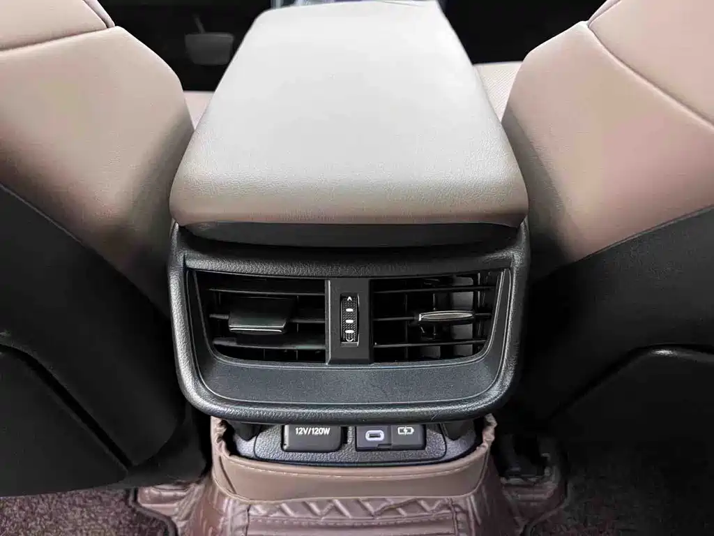 Lexus ES — миниатюра 18