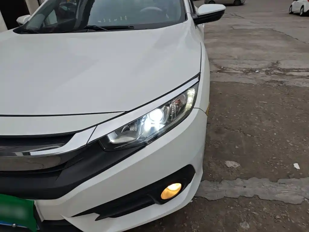 Honda Civic — миниатюра 24