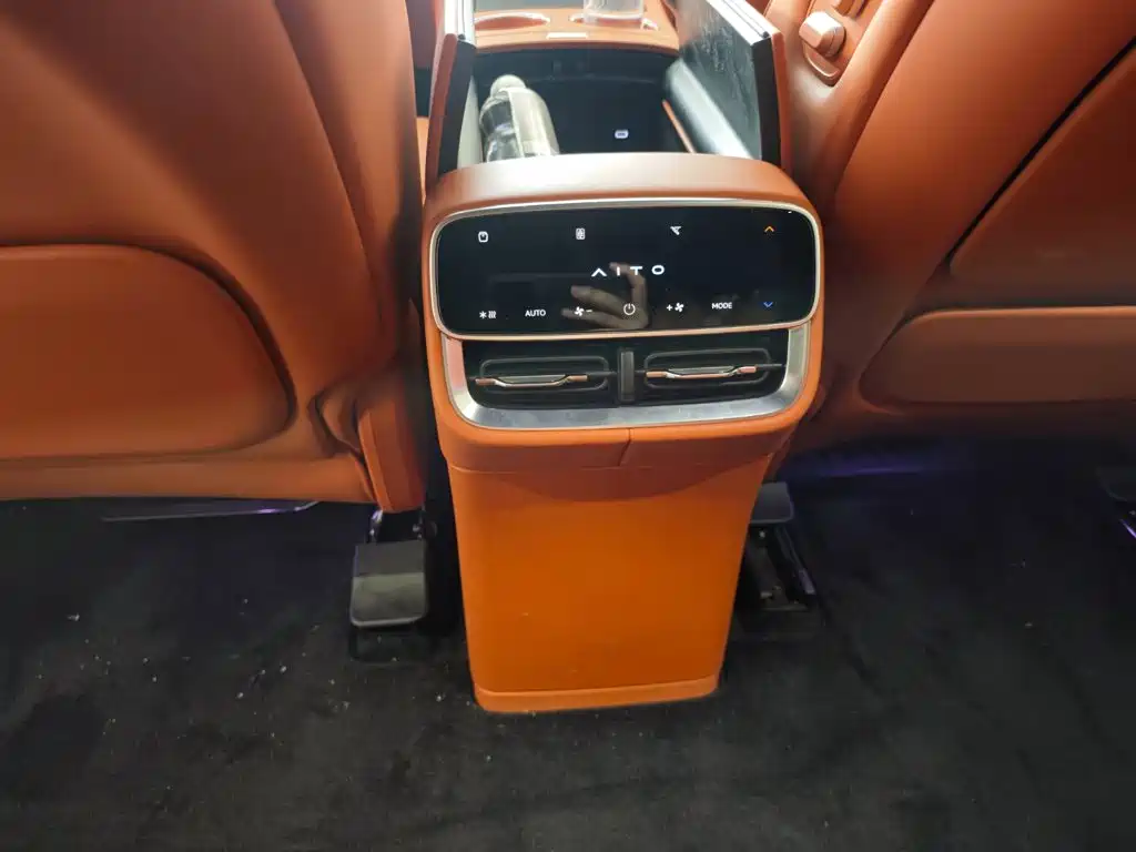 AITO AITO M7 — миниатюра 23