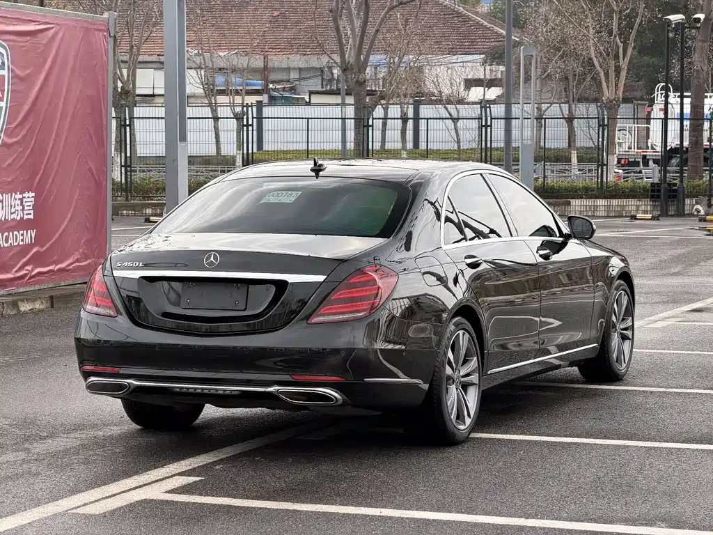 MERCEDES-BENZ S CLASS