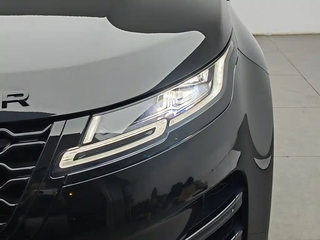 Land Rover Range Rover Evoque 2022 L 249PS R-Dynamic Luxury