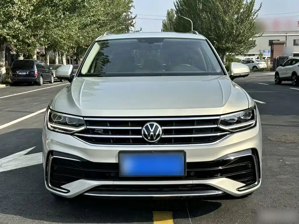 Volkswagen Tiguan L — миниатюра 3