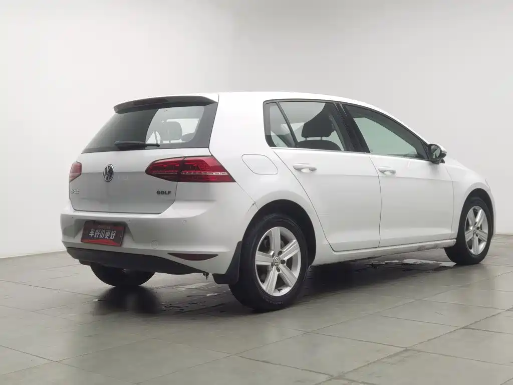 Volkswagen Golf — миниатюра 2