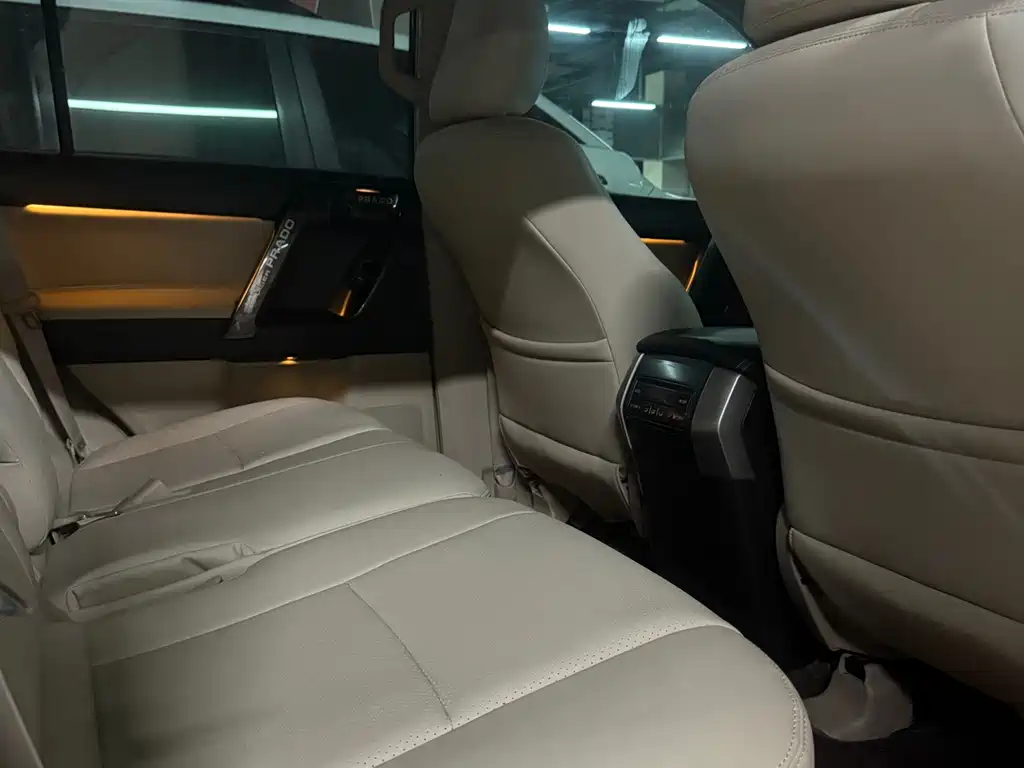 Toyota Prado — миниатюра 13