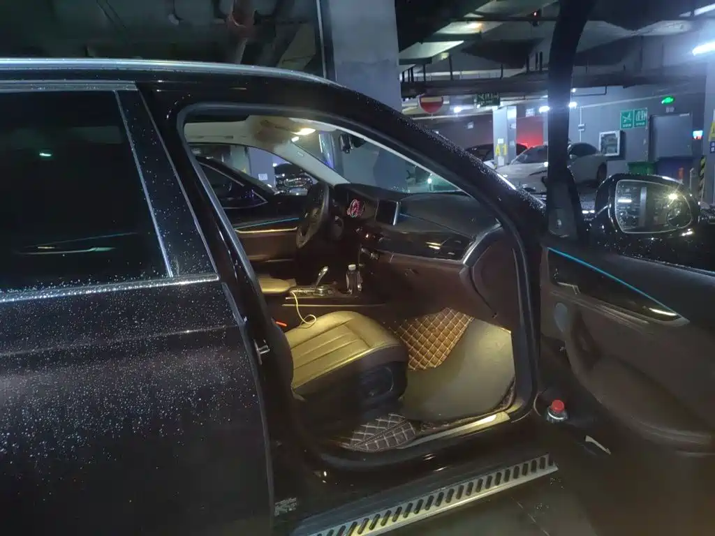 BMW X5 (Import) — миниатюра 19