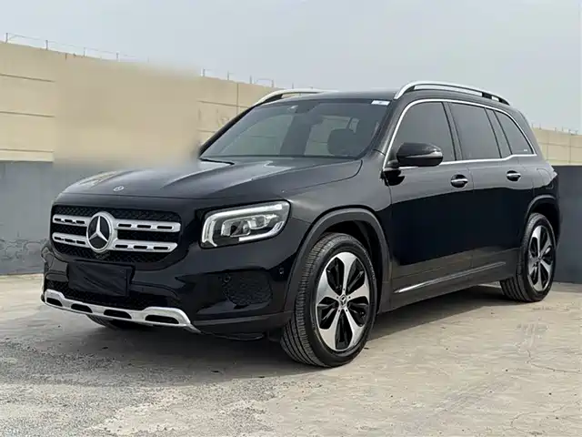 MERCEDES-BENZ GLB
