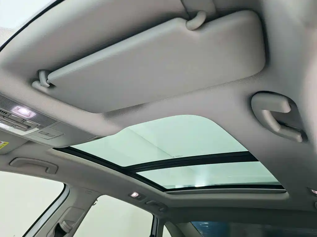 Volkswagen Sagitar — миниатюра 17