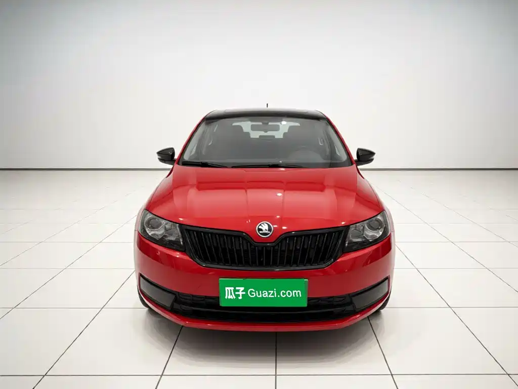 Skoda Rapid Spaceback — миниатюра 2