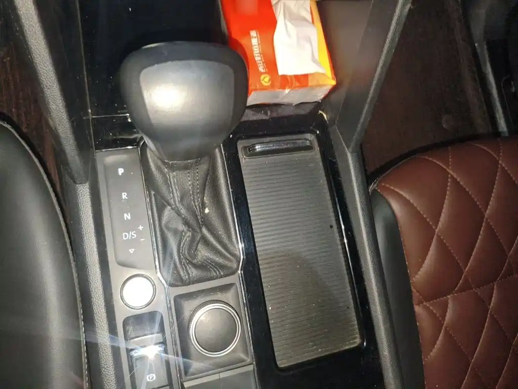 Volkswagen Teramont — миниатюра 7