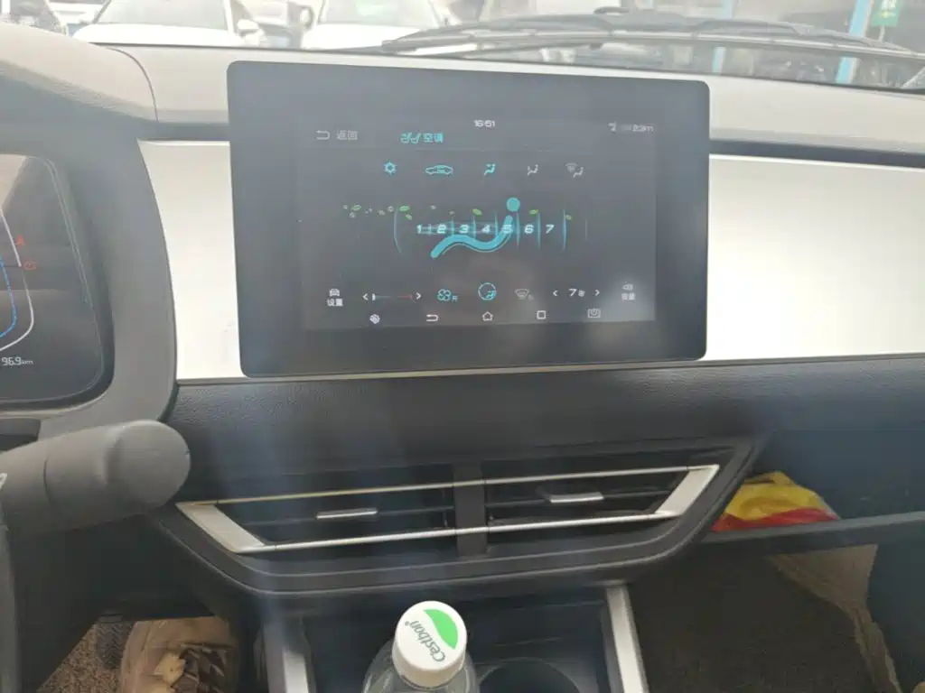 BYD e1 — миниатюра 13
