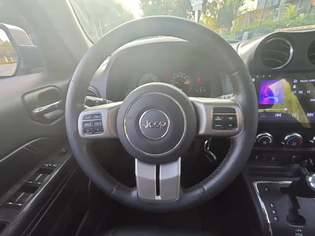 Jeep Patriot — миниатюра 15