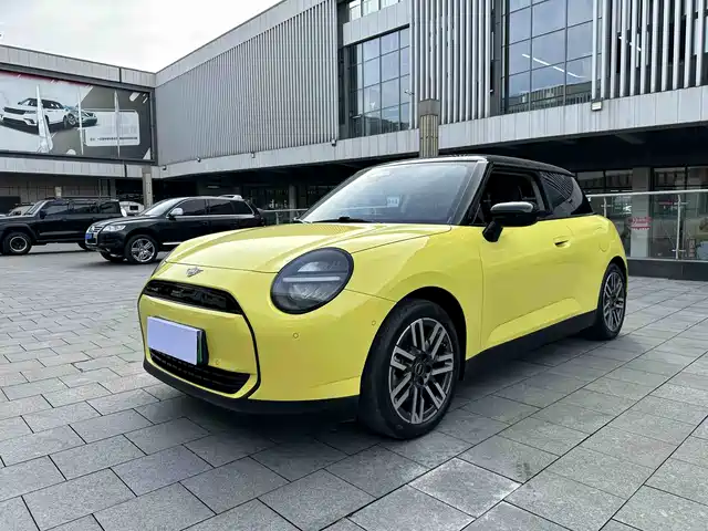MINI ELECTRIC  COOPER 2024