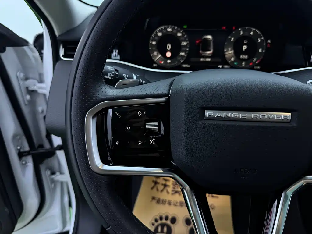 Land Rover Evoque — миниатюра 17
