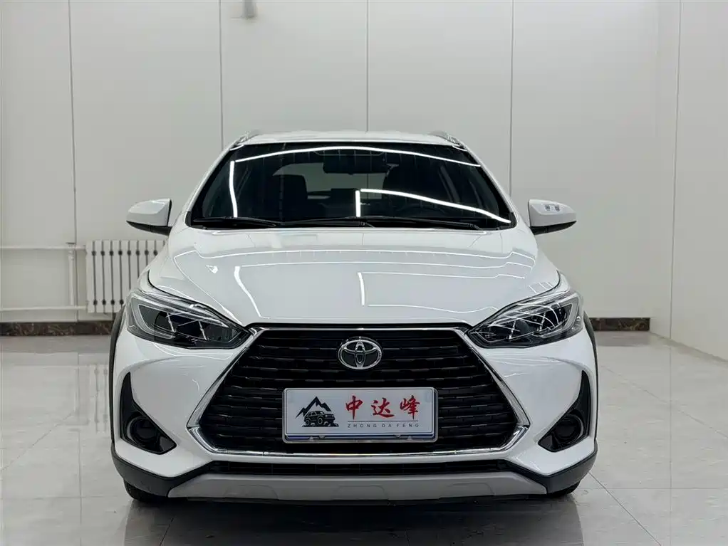 TOYOTA YARIS L ZHIXUAN