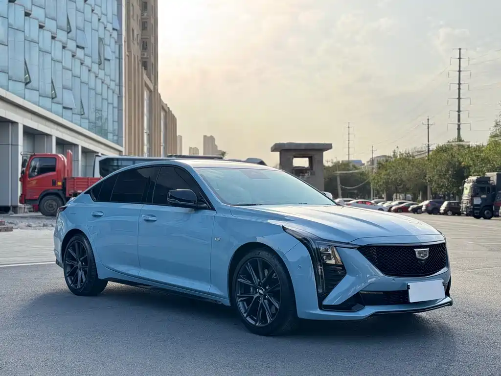 Cadillac CT5 — миниатюра 3