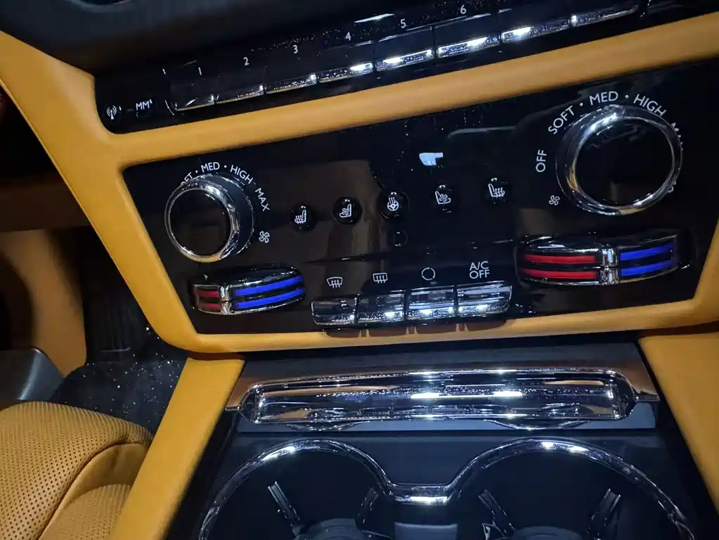 Rolls-Royce Ghost — миниатюра 8