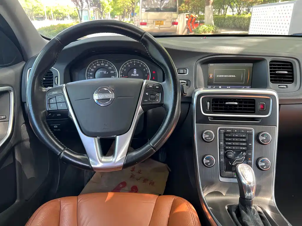 Volvo S60 2013 T5