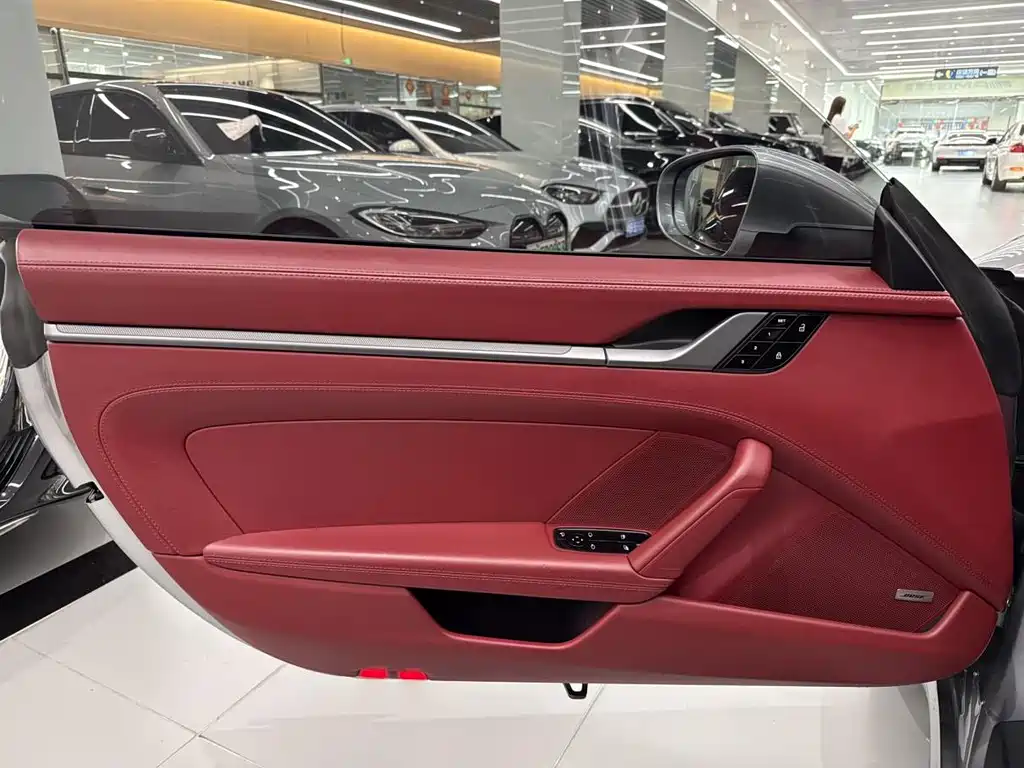 Porsche 911 — миниатюра 12