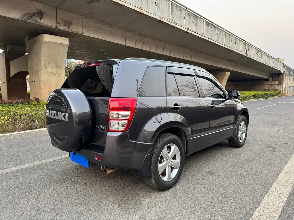 Suzuki Grand Vitara — миниатюра 2
