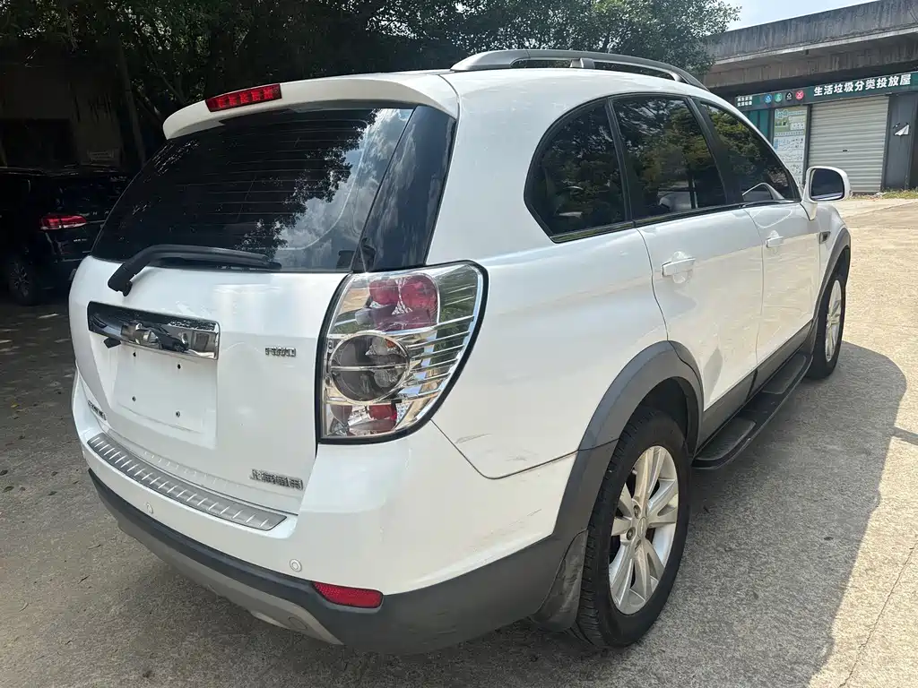 Chevrolet Captiva — миниатюра 9