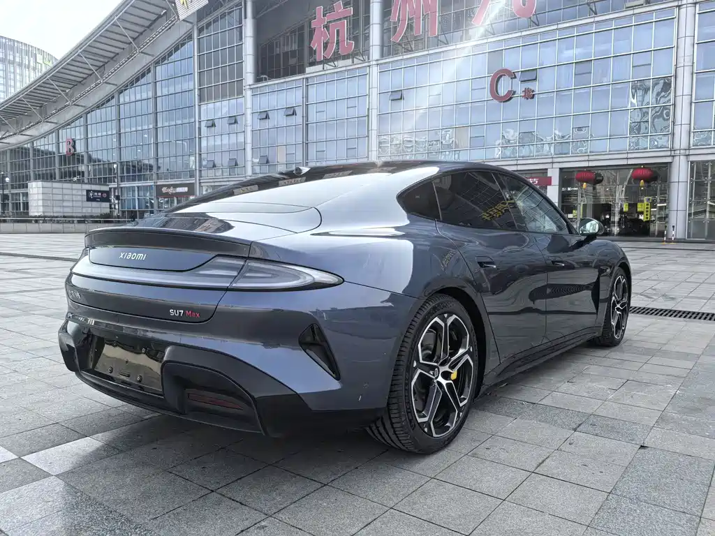 XIAOMI CAR XIAOMI SU7