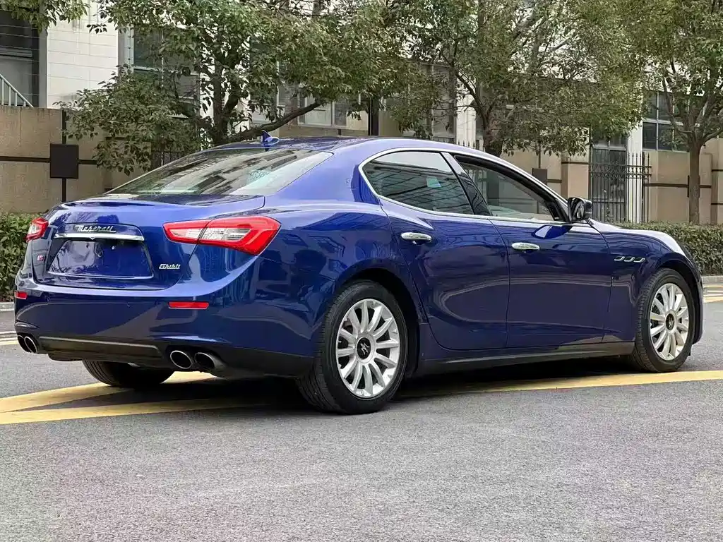 MASERATI GHIBLI