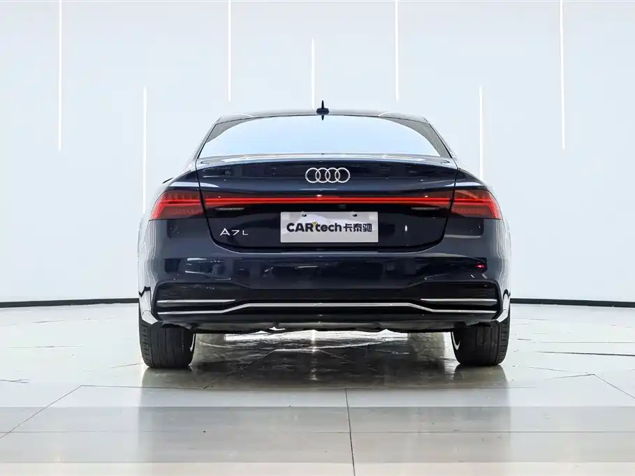 Audi A7L 2024 45TFSI S-line