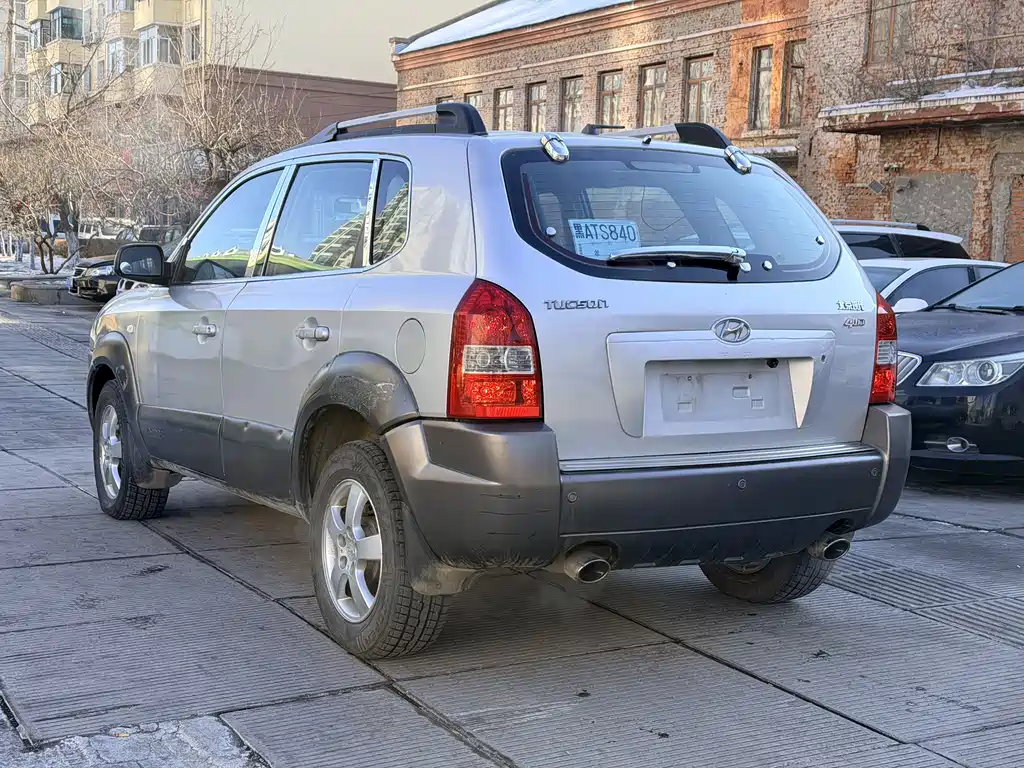 Hyundai Tucson 2006 2.0L MT Luxury