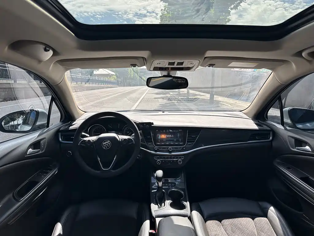 Buick Verano — миниатюра 14
