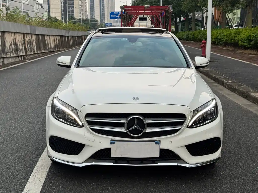 Mercedes-Benz C-Class — миниатюра 2