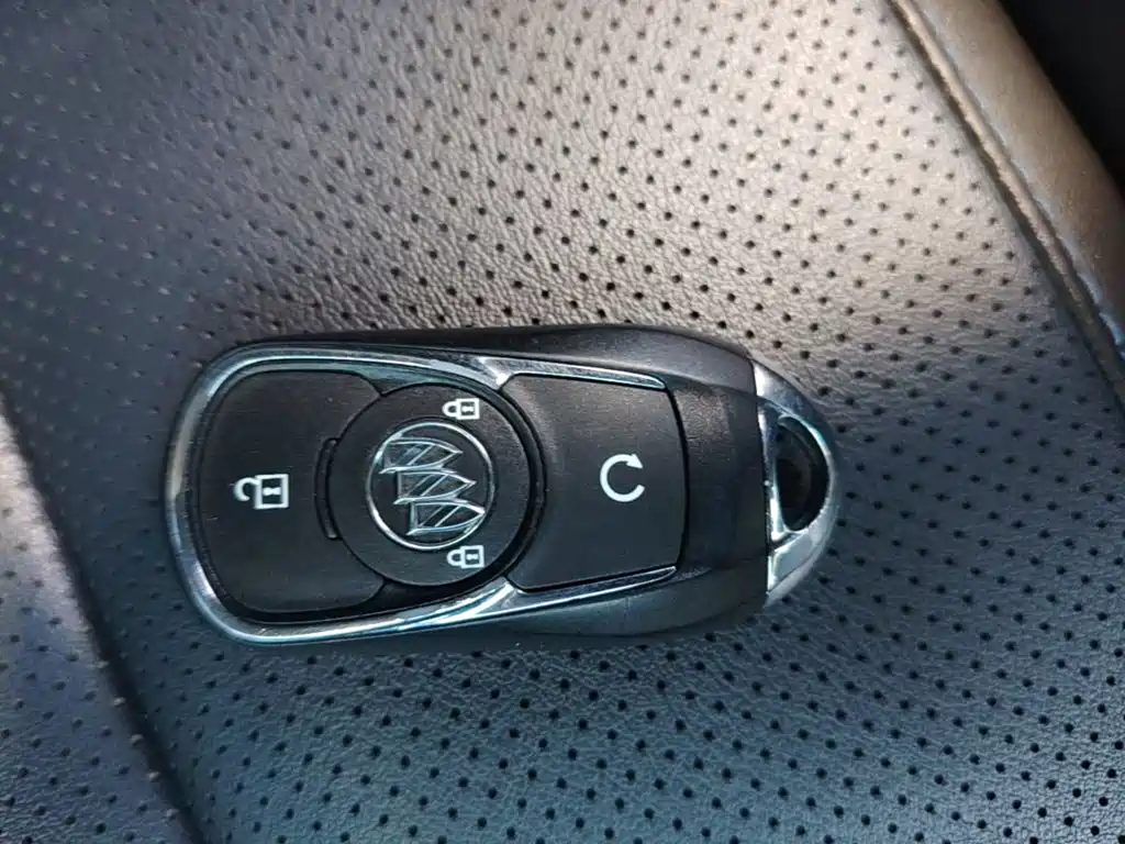 Buick Velite 6 — миниатюра 9