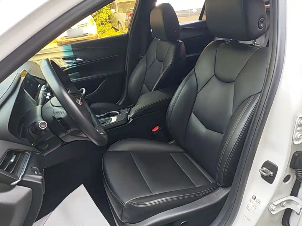 Cadillac CT4 — миниатюра 14