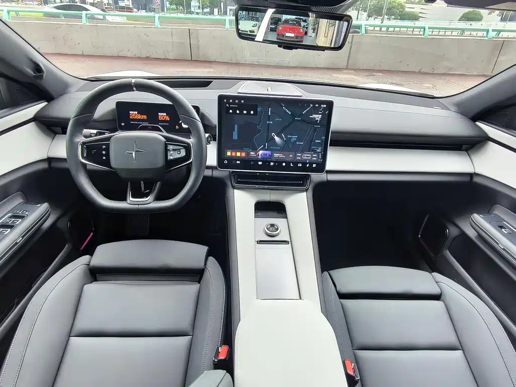 Polestar 4 2023 PLUS