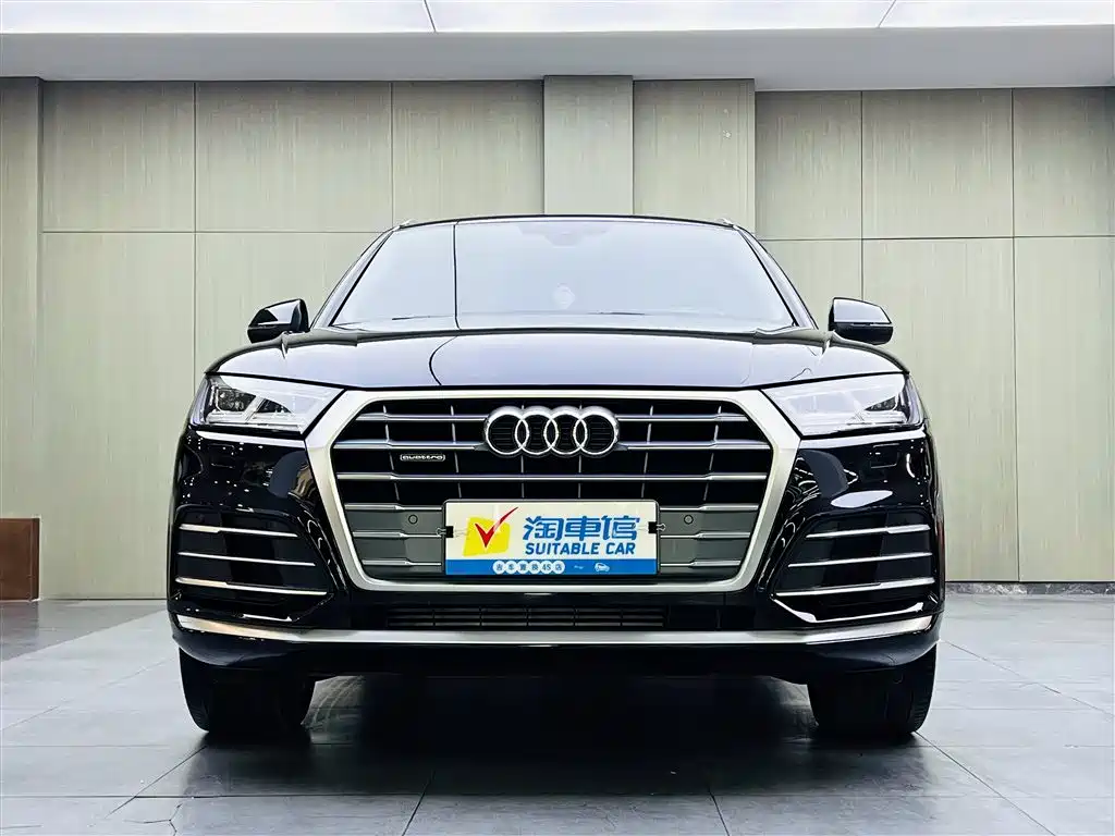 AUDI  Q5L