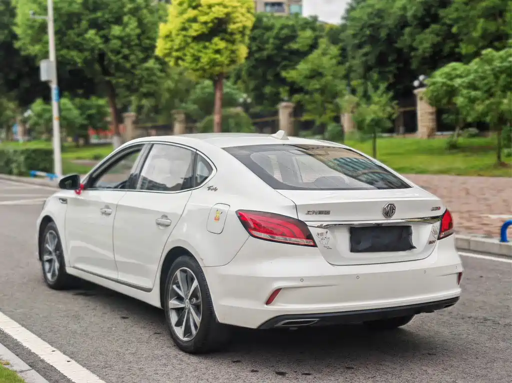 MG MG6 — миниатюра 7