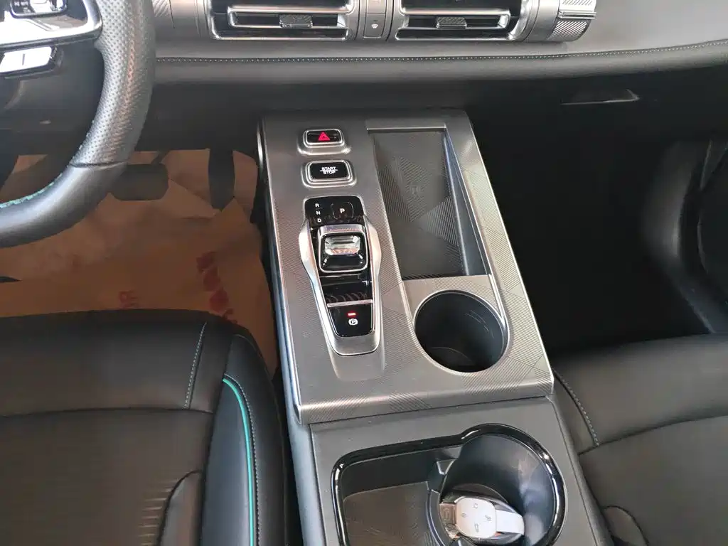GAC Trumpchi Emkoo 2022 — фото 10