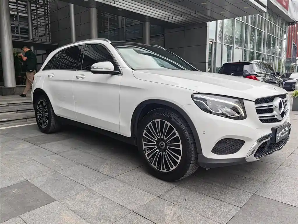 Mercedes-Benz GLC 2019 GLC 200 L 4MATIC