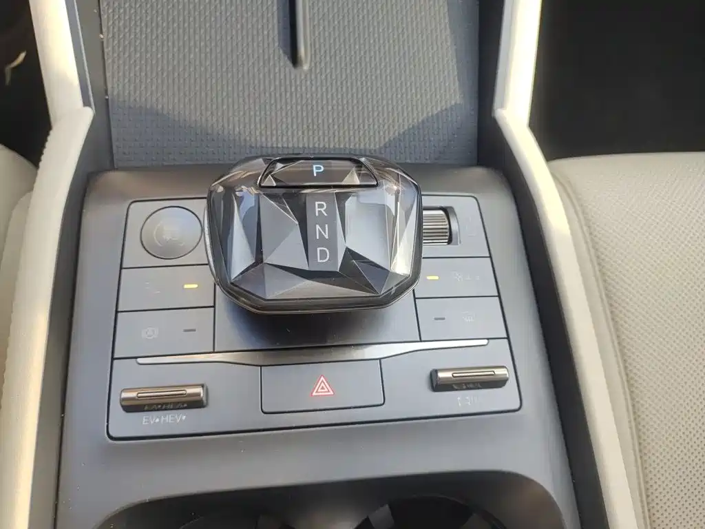 BYD Qin L — миниатюра 7
