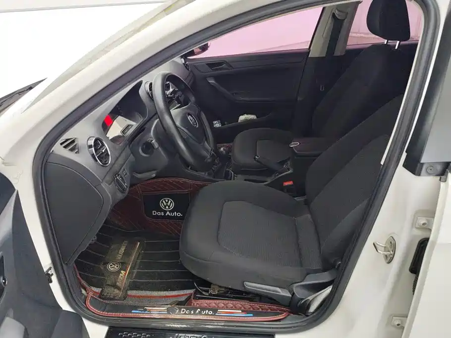 Volkswagen Jetta 2017 1.4L MT Fashion