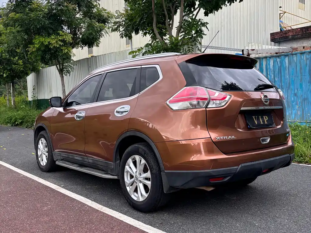 Nissan X-Trail — миниатюра 17